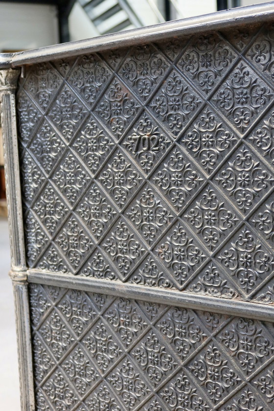 Image 1 of Antique cast-iron gas stove with glazed plates