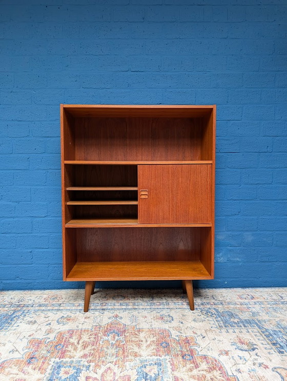 Image 1 of Armoire murale vintage