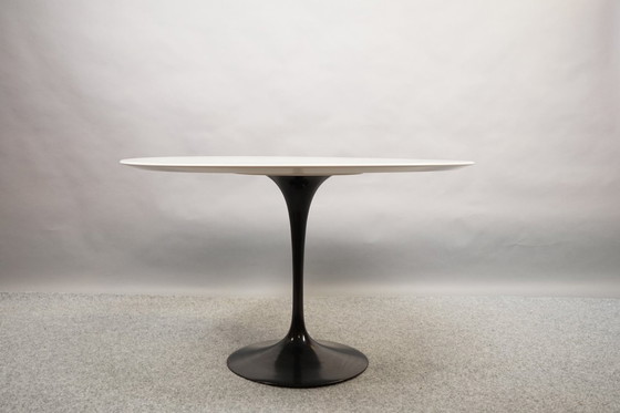 Image 1 of Knoll Eero Saarinen eettafel