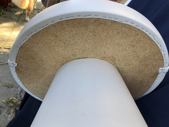 Image 1 of Poltrona vintage per toletta bianca