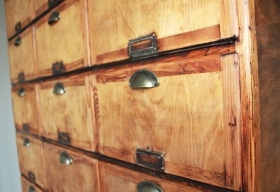 Image 1 of Gabinete de notario, años 30. 