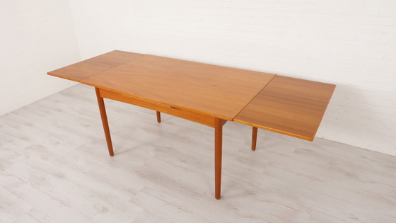 Image 1 of Table de salle à manger vintage | extensible | teck | design danois