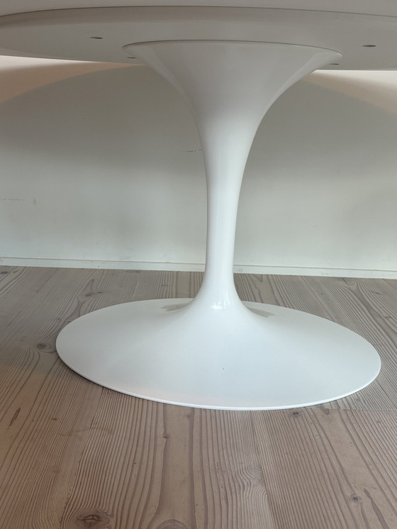 Image 1 of Tulip Table Knoll Saarinen