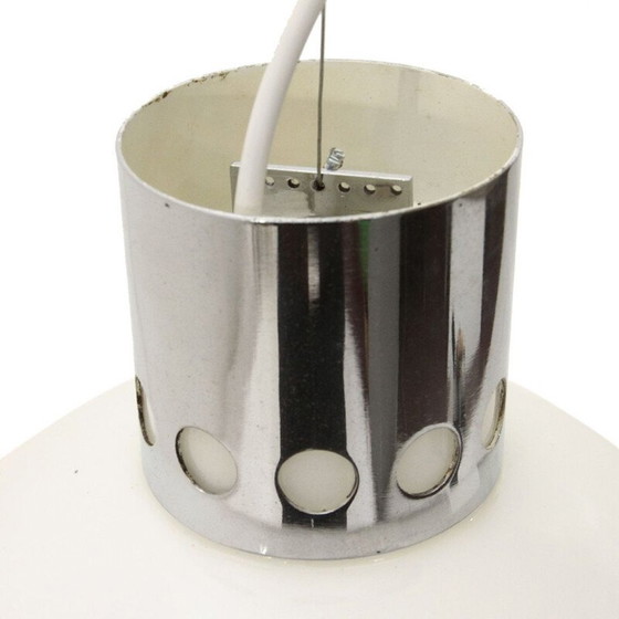 Image 1 of Lampada a sospensione vintage in vetro bianco e metallo cromato, Italia 1960