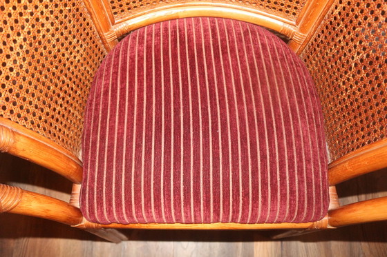 Image 1 of Chaise vintage en rotin avec assise en velours
