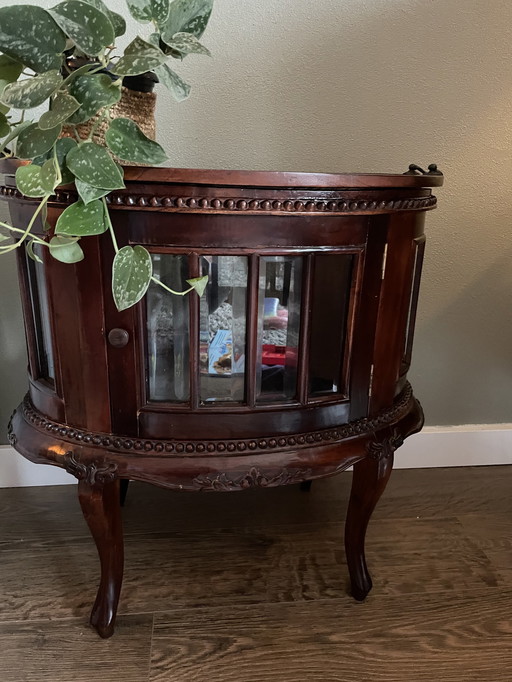 Oval Classic Tea Cabinet