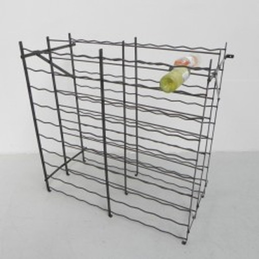 Rigidex bottle rack for 200 wine bottles
