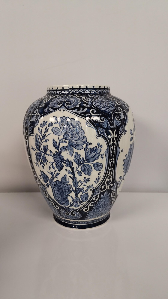 Image 1 of Vase bleu de Delft Boch