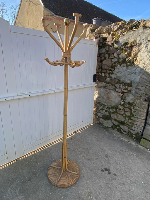 Vintage 1970 Rattan Parrot Coat Hanger