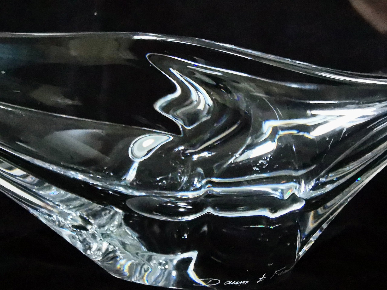 Daum Nancy France Elongated Swallowtail Centerpiece | €269 | Whoppah