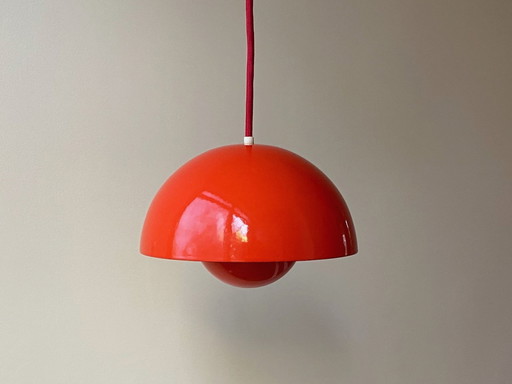 Vaso da fiori vintage Verner Panton smaltato Louis Poulsen