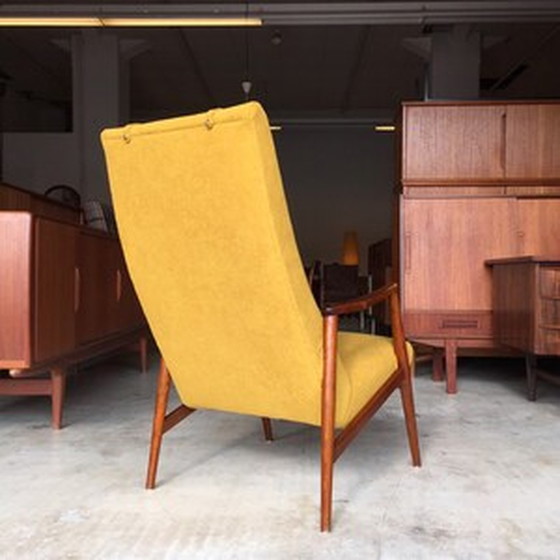 Image 1 of Lohmeyer Era Wing armchair