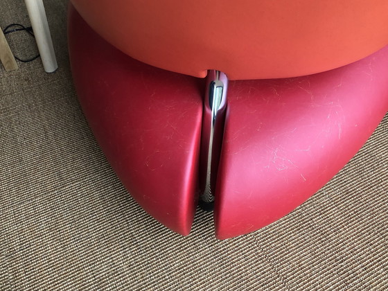 Image 1 of 2X Leolux Pallone Armchair Red And Orange