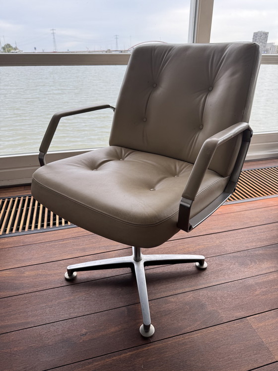 Image 1 of 6x AP Original Theo Tempelman AP Swifel office chair