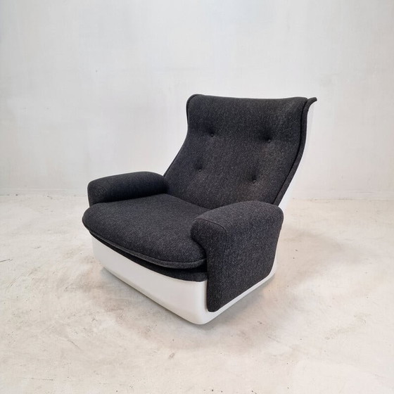 Image 1 of Vintage "Orchidée" armchair by Michel Cadestin for Airborne, France 1968