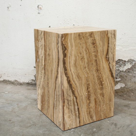 Image 1 of Onyx side table