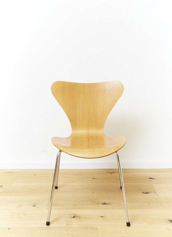 Image 1 of Arne Jacobsen Chair 3107 For Fritz Hansen