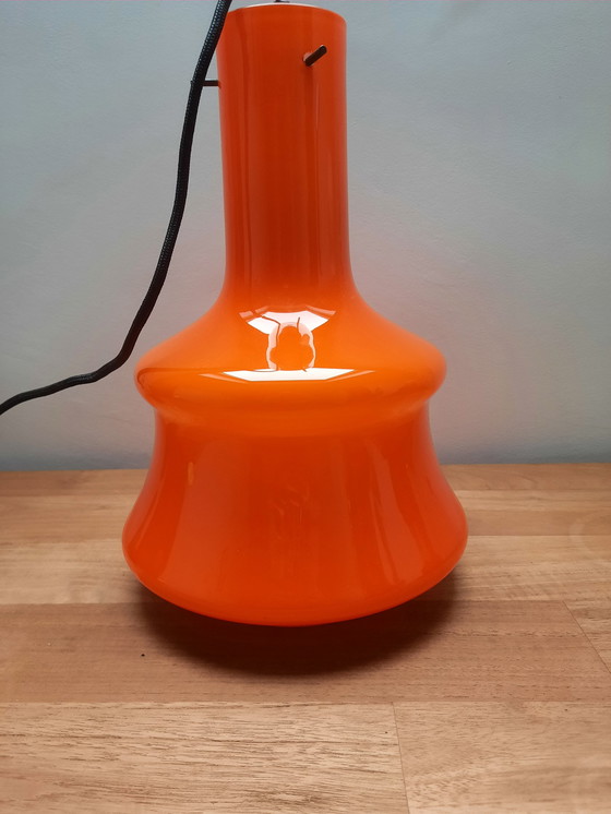 Image 1 of Lampe suspendue en verre vintage