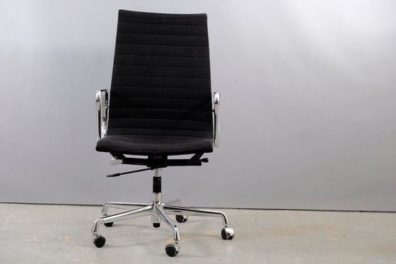 Image 1 of Mid - Century aluminum EA-119 swivel chair by Charles & Ray Eames for Vitra