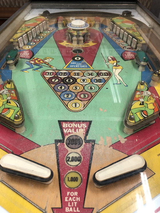 Image 1 of Pinball machine Hot Shot 1973 Gottlieb