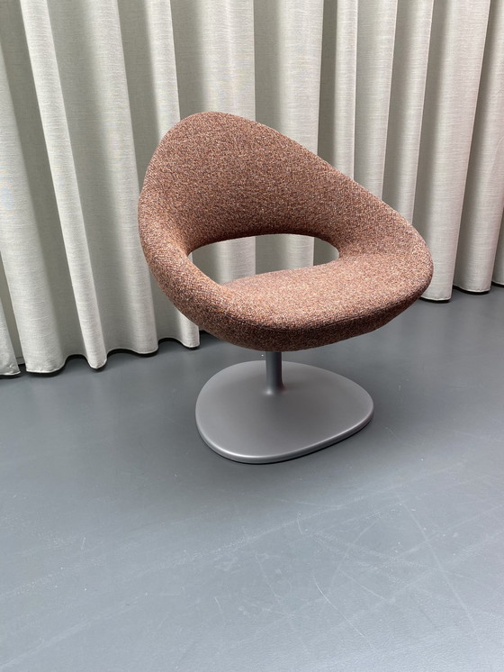 Image 1 of Artifort Shark Lounge armchair