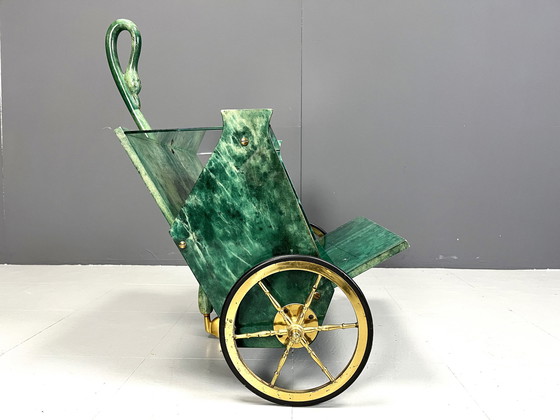 Image 1 of Chariot de bar italien en peau de chèvre laquée par Aldo Tura, années 1960