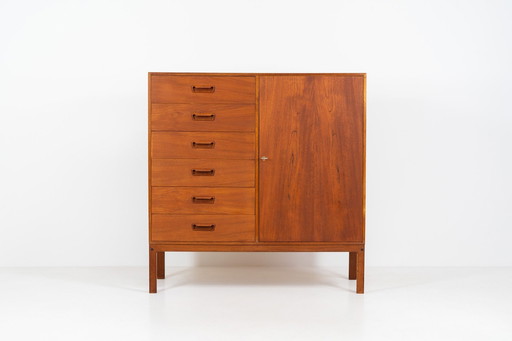 Rare Highboard By Arne Wahl Iversen For Vinde Møbelfabrik (Denmark, 1960S).