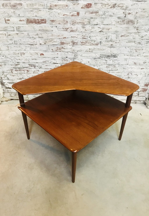 P. Hvidt & O. Mølgaard-Nielsen pour France & Son Table basse