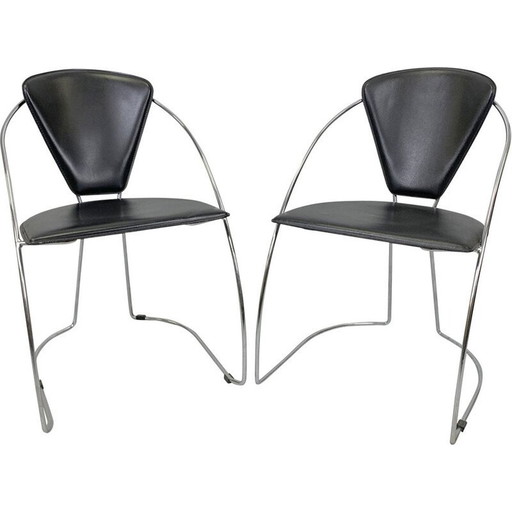 Pair of vintage chairs 1980