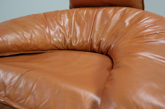 Image 1 of Poltrona vintage a treppiede in pelle, rattan e rovere