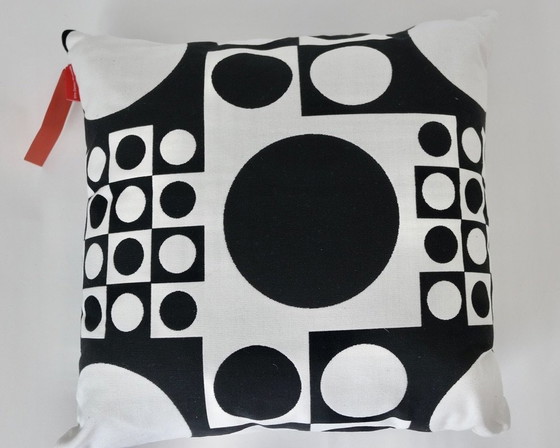 Image 1 of Verner Panton Vitra Pillow