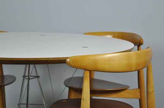 Image 1 of Fritz Hansen / Sillas de comedor &quot;Heart&quot; de haya y teca, FH4103 / Hans J. Wegner / Dinamarca, década de 1950