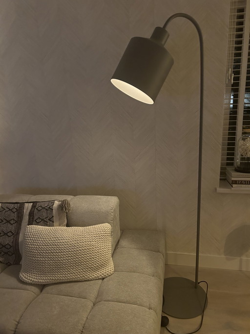 Modern Metal Floor Lamp- Gray