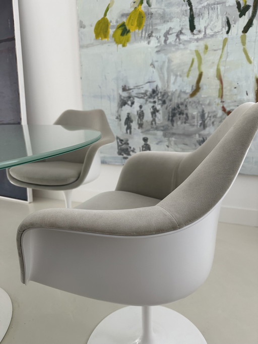 Knoll Saarinen Armchair Fully Upholstered Swivel