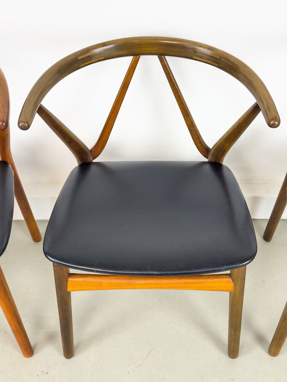 Image 1 of Mod. 255 Dining Chairs By Henning Kjaernulf For Bruno Hansen, 1960S, Set Of 4