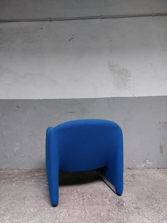 Image 1 of Blue Artifort Ben Armchair