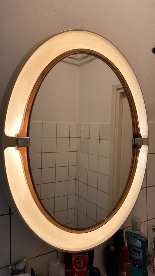 Allibert A136 oval wall mirror in glass and plastic