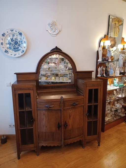 Perçage de l'armoire de l'école d'Amsterdam