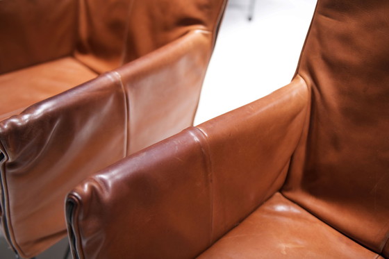 Image 1 of 6 chaises de salle à manger Chaplin vintage en cuir cognac par Gerard van den Berg - Montis