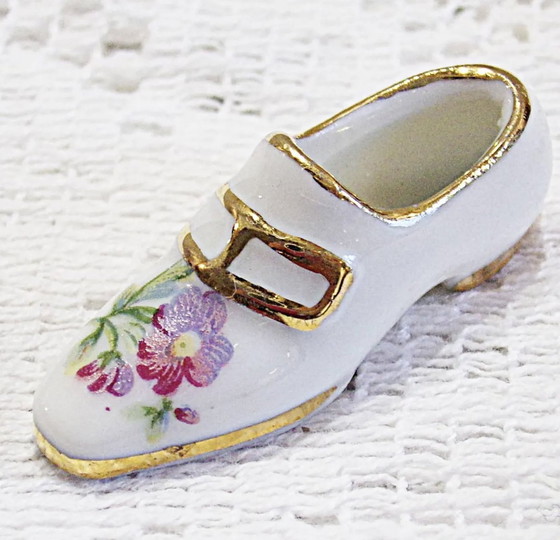 Image 1 of Set Of 5 Miniature Limoges Porcelain Shoes