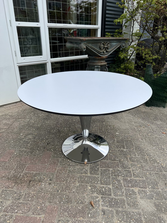 Image 1 of Pedrali design table, round