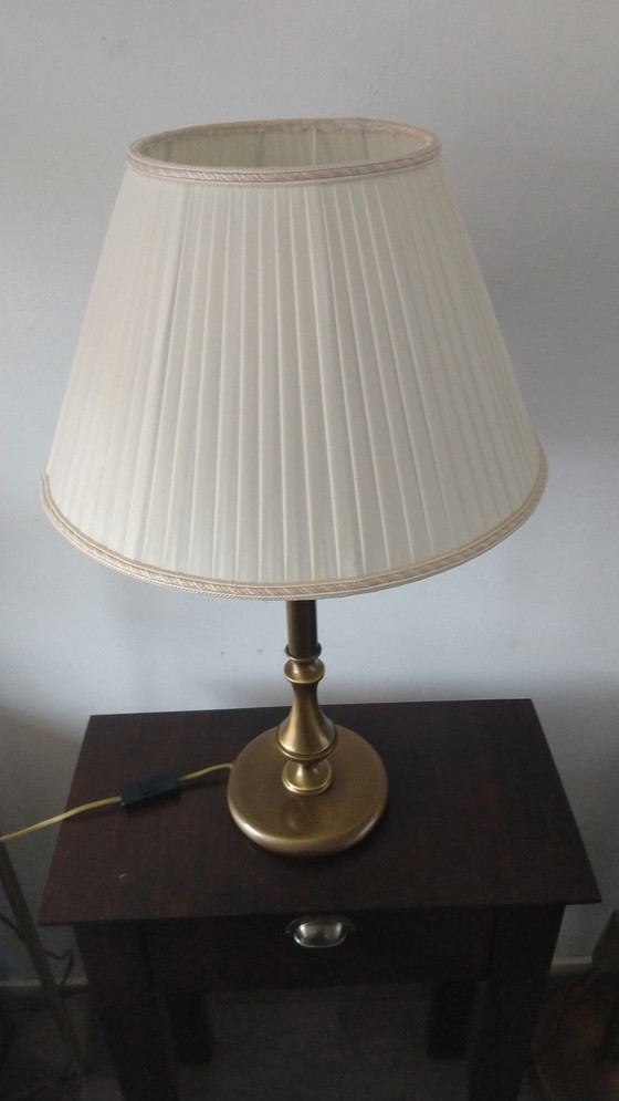 Image 1 of Lampada da tavolo classica vintage in ottone spazzolato