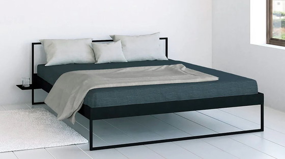 Image 1 of Studio Martell white bed