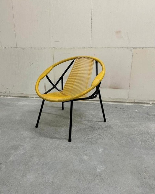 Chaise à spaghetti