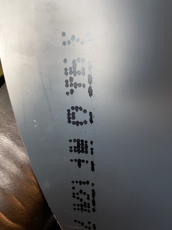 Image 1 of Miroir mural ovale gravé