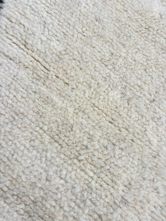 Image 1 of Berber Modern White Wool Carpet