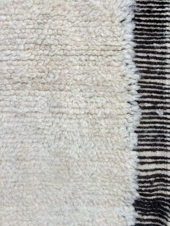 Image 1 of Berber Modern White Wool Carpet