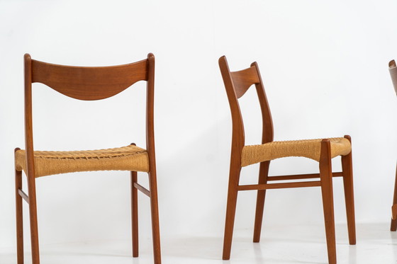 Image 1 of Set of 4 stunning “GS61” paper cord chairs by Arne Wahl Iversen for Glyngøre (Denmark, 1960s).