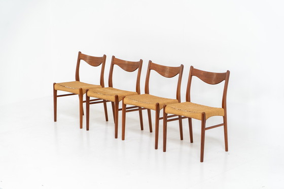 Image 1 of Set of 4 stunning “GS61” paper cord chairs by Arne Wahl Iversen for Glyngøre (Denmark, 1960s).