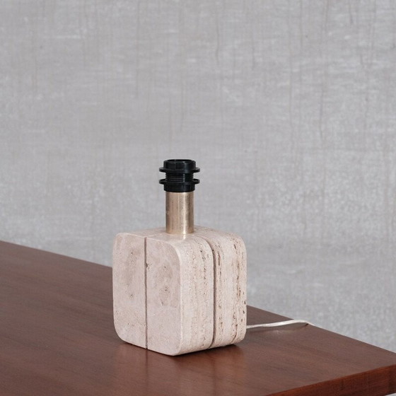 Image 1 of Lámpara de mesa italiana de travertino de mediados de siglo, década de 1970